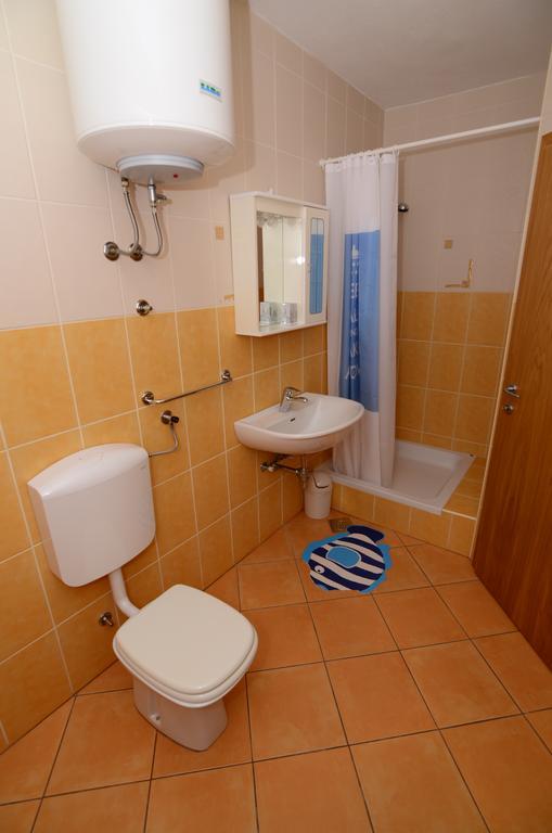Apartman Milena Apartamento Primošten Exterior foto