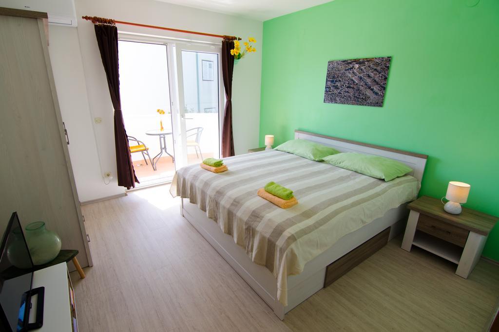 Apartman Milena Apartamento Primošten Exterior foto