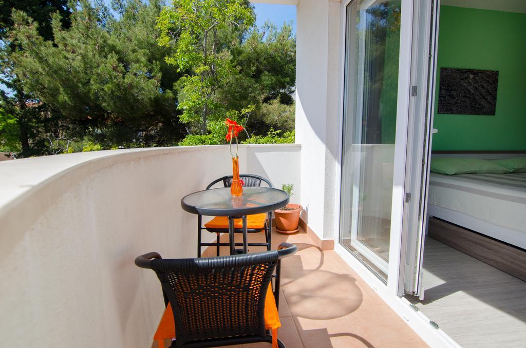 Apartman Milena Apartamento Primošten Exterior foto